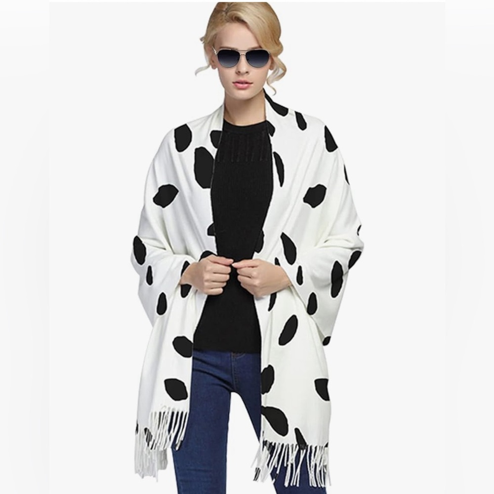 Dalmatian print shawl